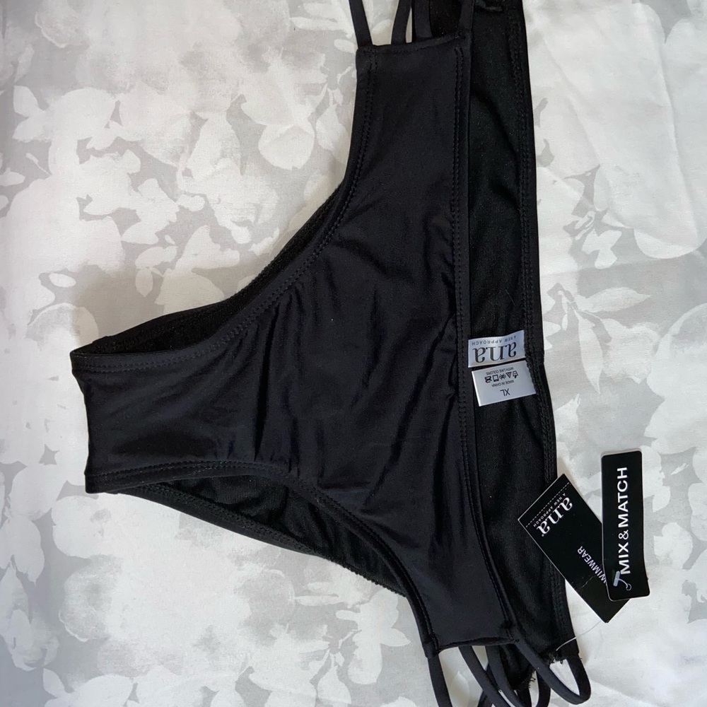 Bottom bathing suit